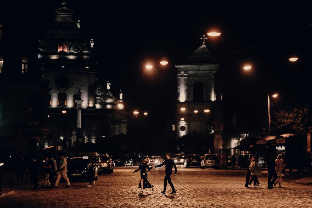 night time urban engagement photos