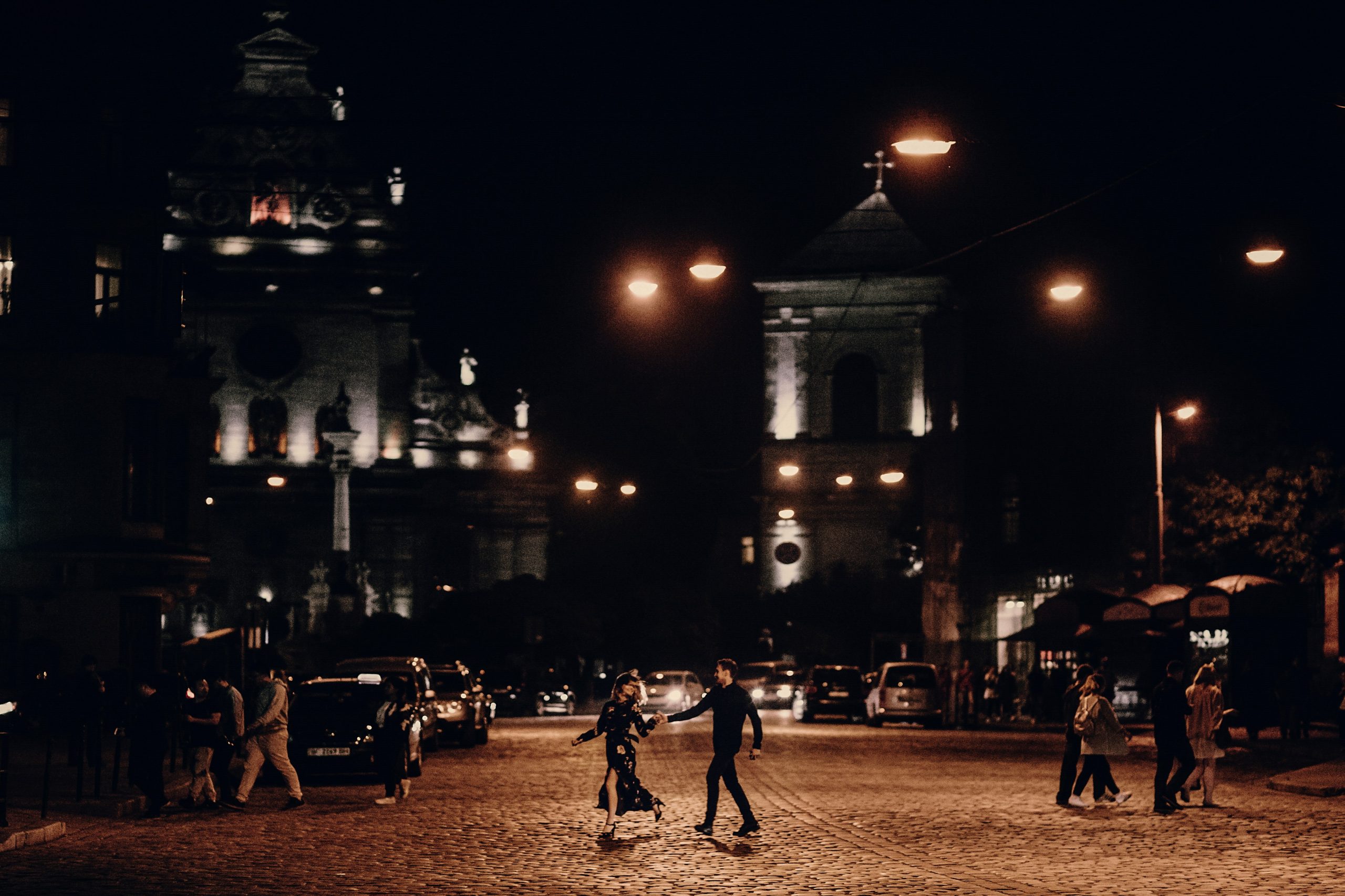 night time urban engagement photos