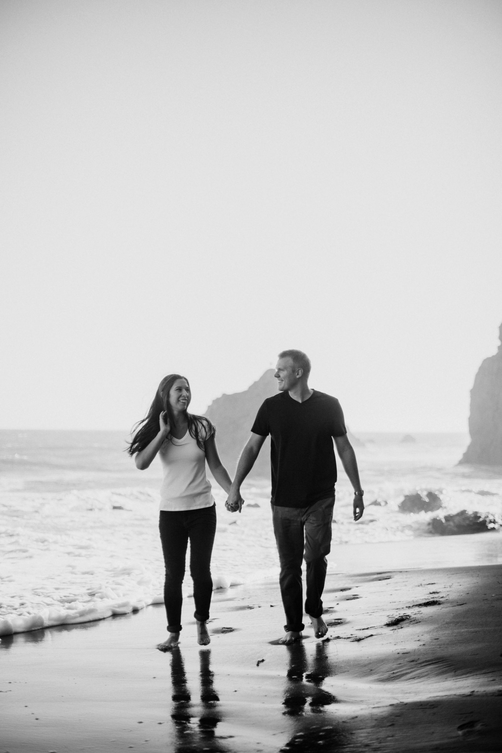Stunning Black and White Engagement Photos on the Beach